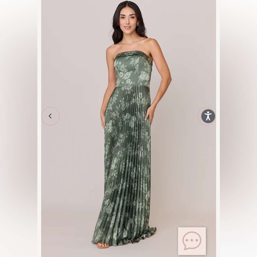 NWT Revelry Saylor Satin Pleated Floral Print Dress